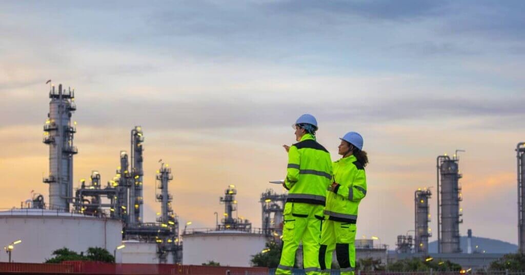 أنظمة مكافحة الحرائق في مستودع المواد الكيميائية الخطرة